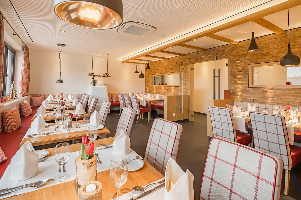 Hotel Rose Bretzfeld Extérieur photo